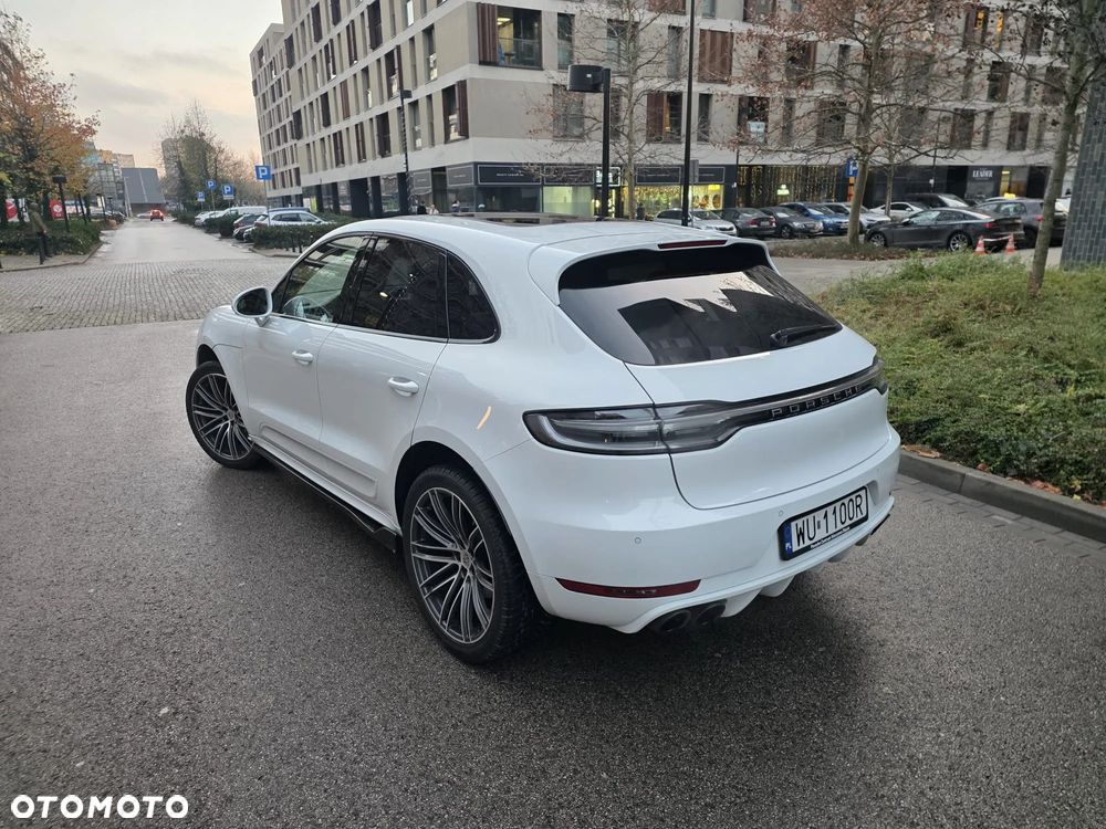Porsche Macan - 3