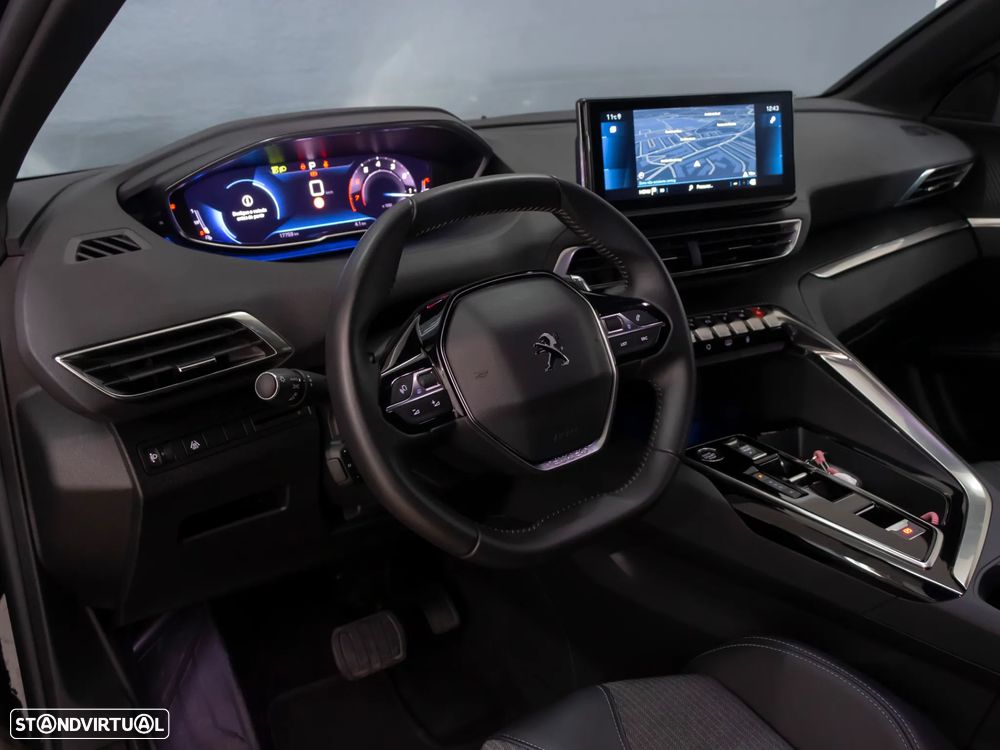 Peugeot 3008 1.2 PureTech Allure EAT8 - 17