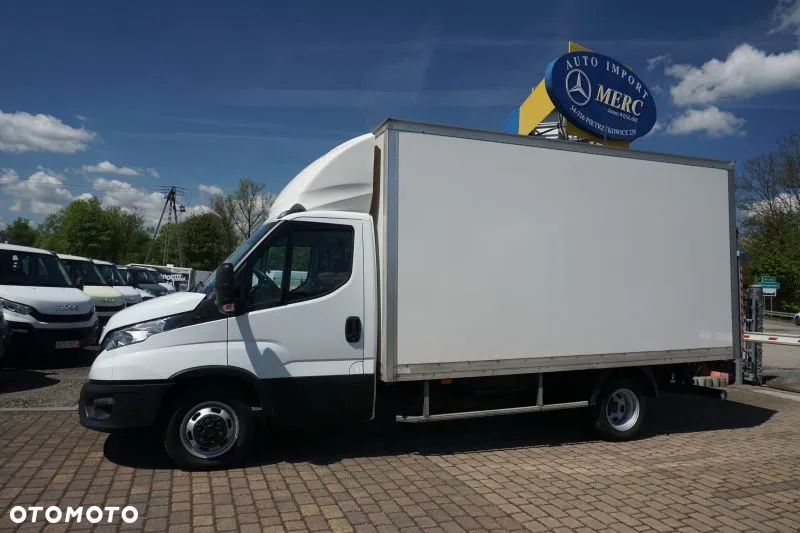 Iveco 35C16 izoterma kontener skrzynia wywrotka HDS - 3
