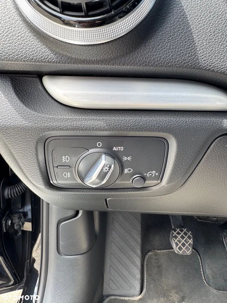 Audi A3 Sportback 1.4 TFSI cylinder on demand ultra S line Sportpaket - 17