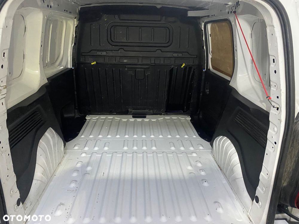 Opel COMBO - 14
