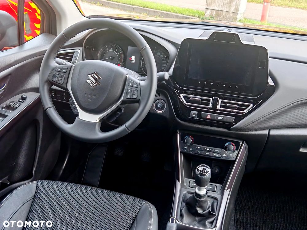 Suzuki SX4 S-Cross 1.4 BoosterJet mHEV Elegance SP - 25