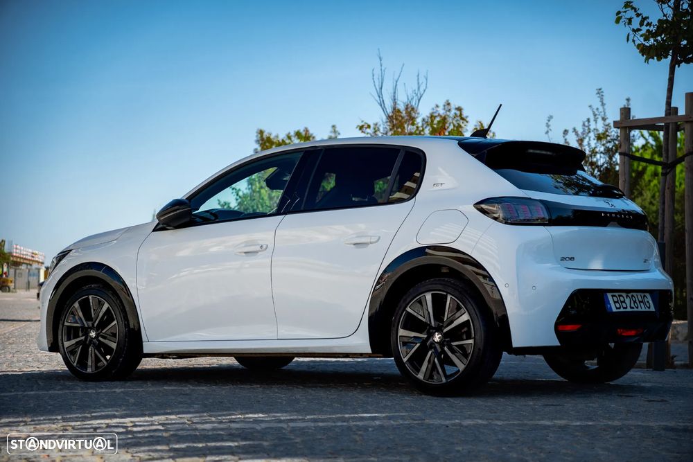 Peugeot 208 1.5 BlueHDi GT - 9
