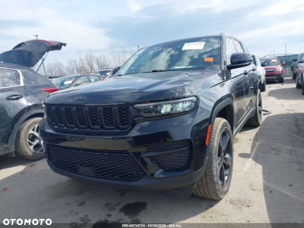 Jeep Grand Cherokee - 2