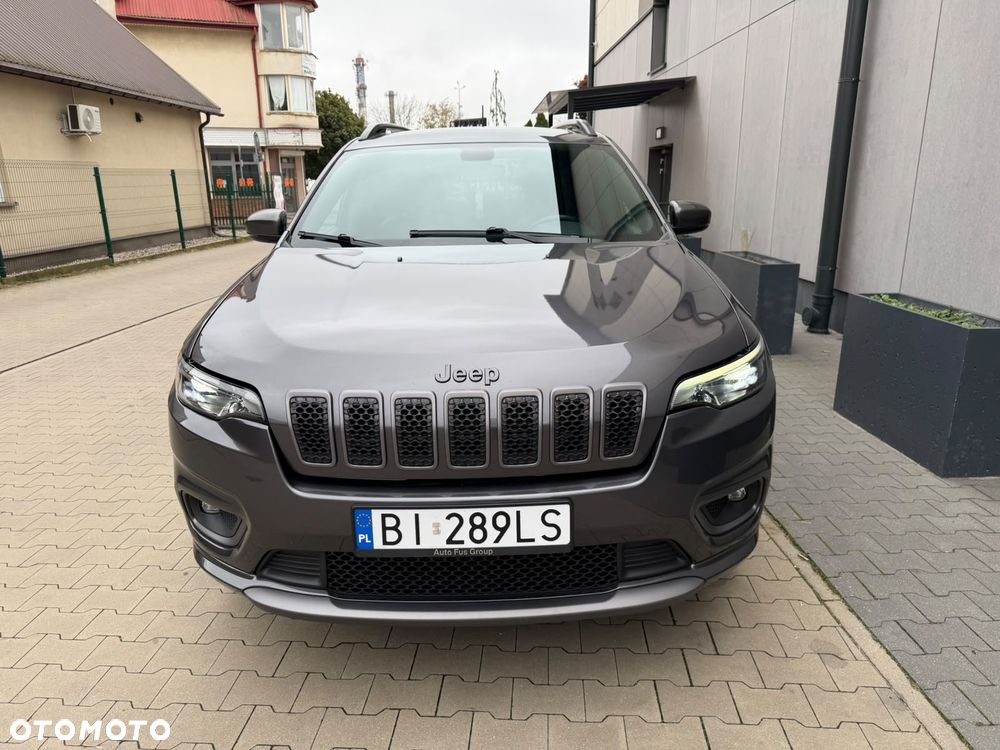 Jeep Cherokee - 3