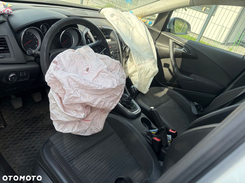 Opel Astra 1.6 EU6 - 7