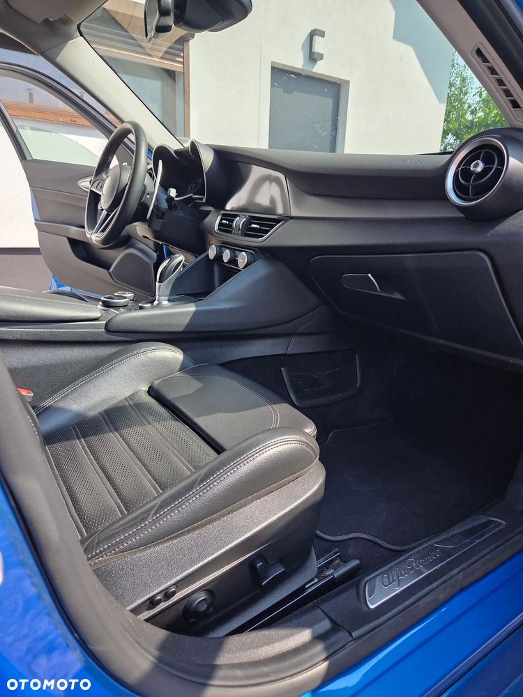 Alfa Romeo Giulia 2.0 Turbo Veloce Q4 - 15