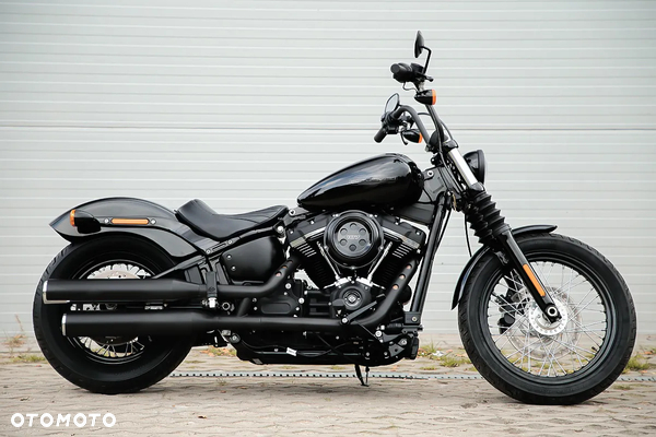 Harley-Davidson Softail Street Bob