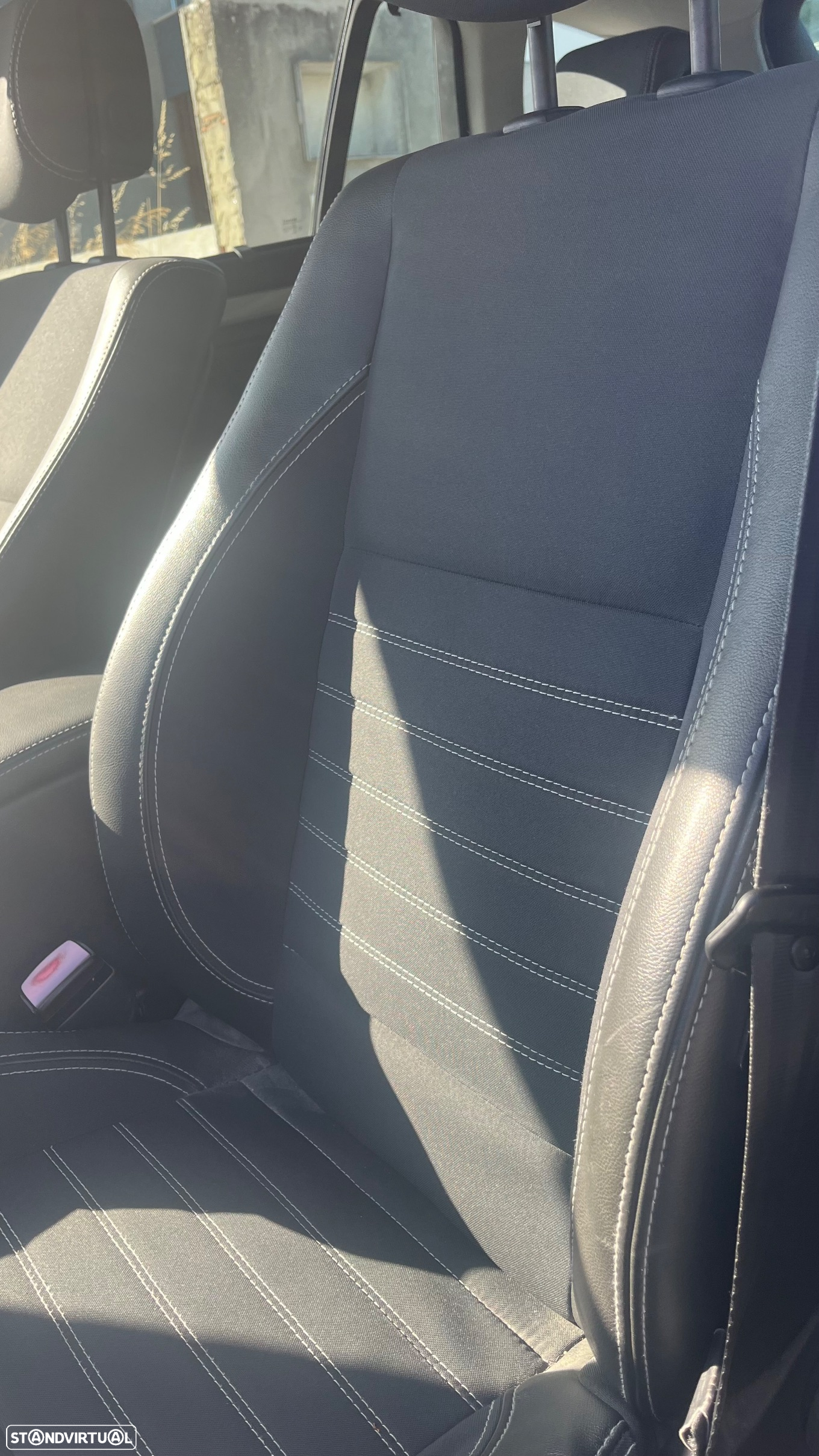 Renault Laguna Break 2.0 dCi Dynamique S 4control - 9