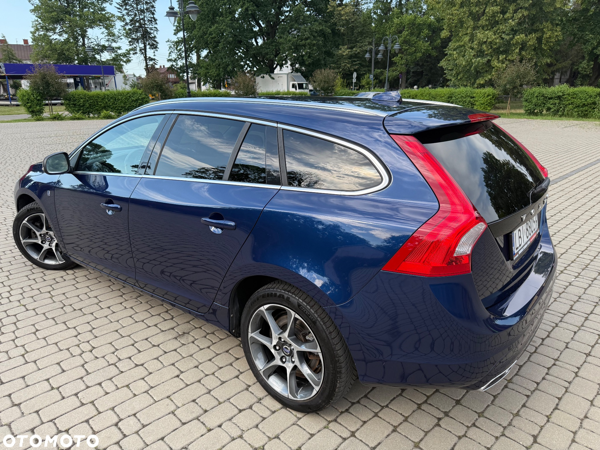 Volvo V60 D4 - 16