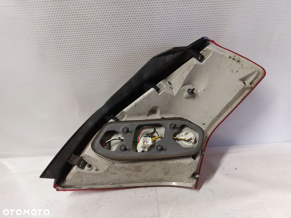 .  LAMPA TYL TYLNA LEWA KIA PRO CEED 1 - 4