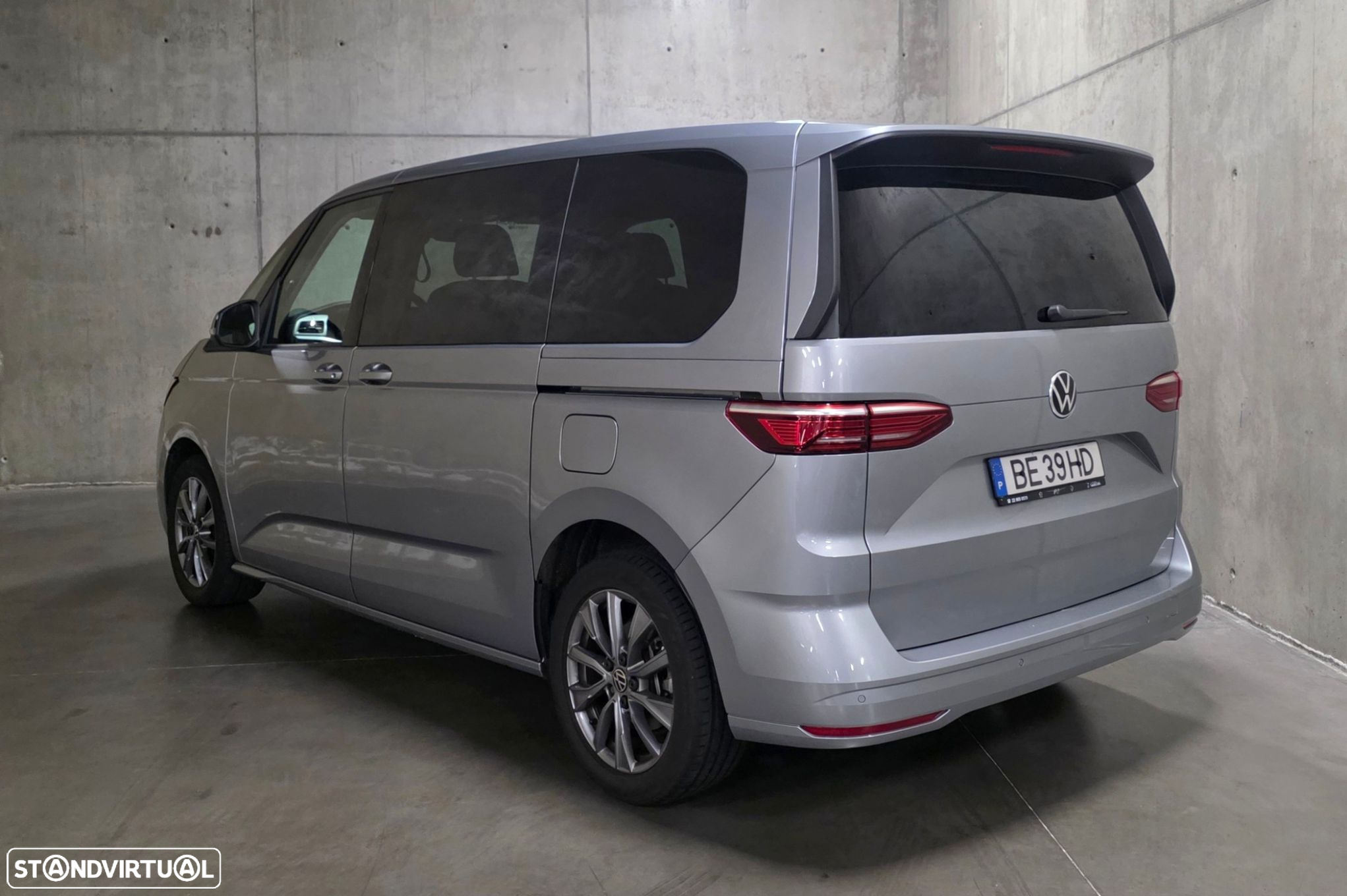 VW Multivan 2.0 TDI Life DSG - 4