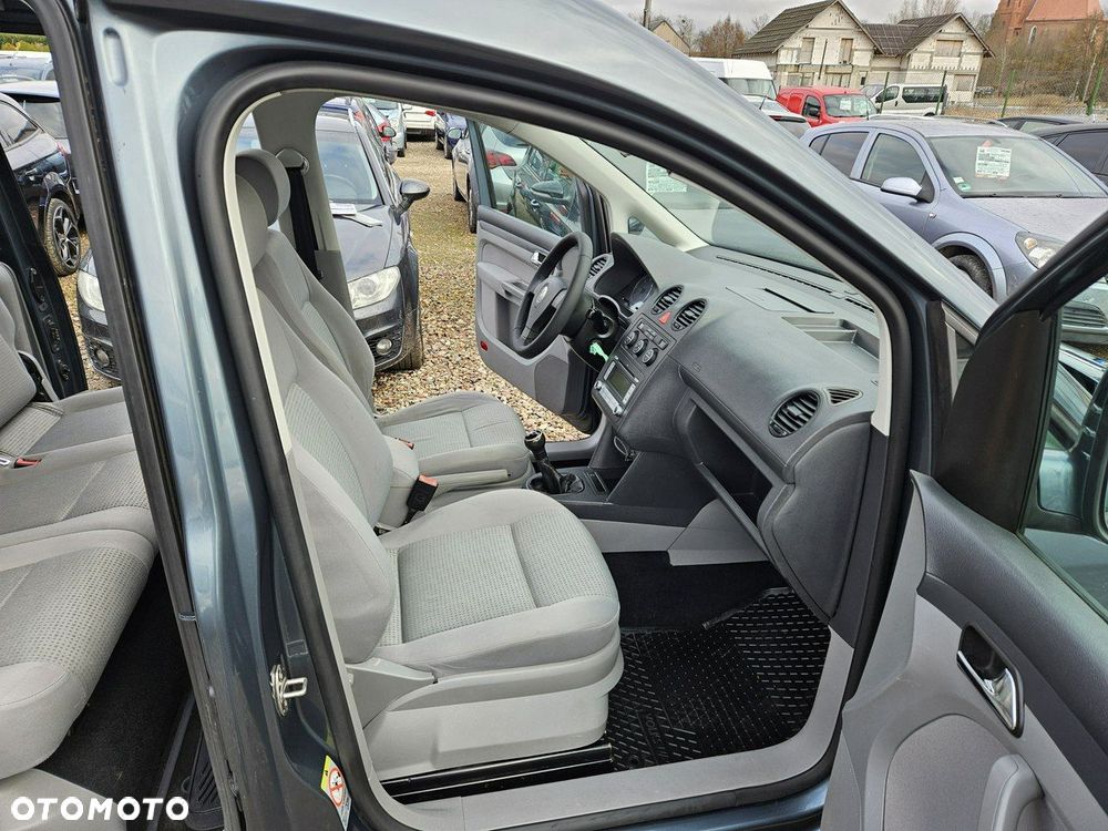 Volkswagen Caddy - 11