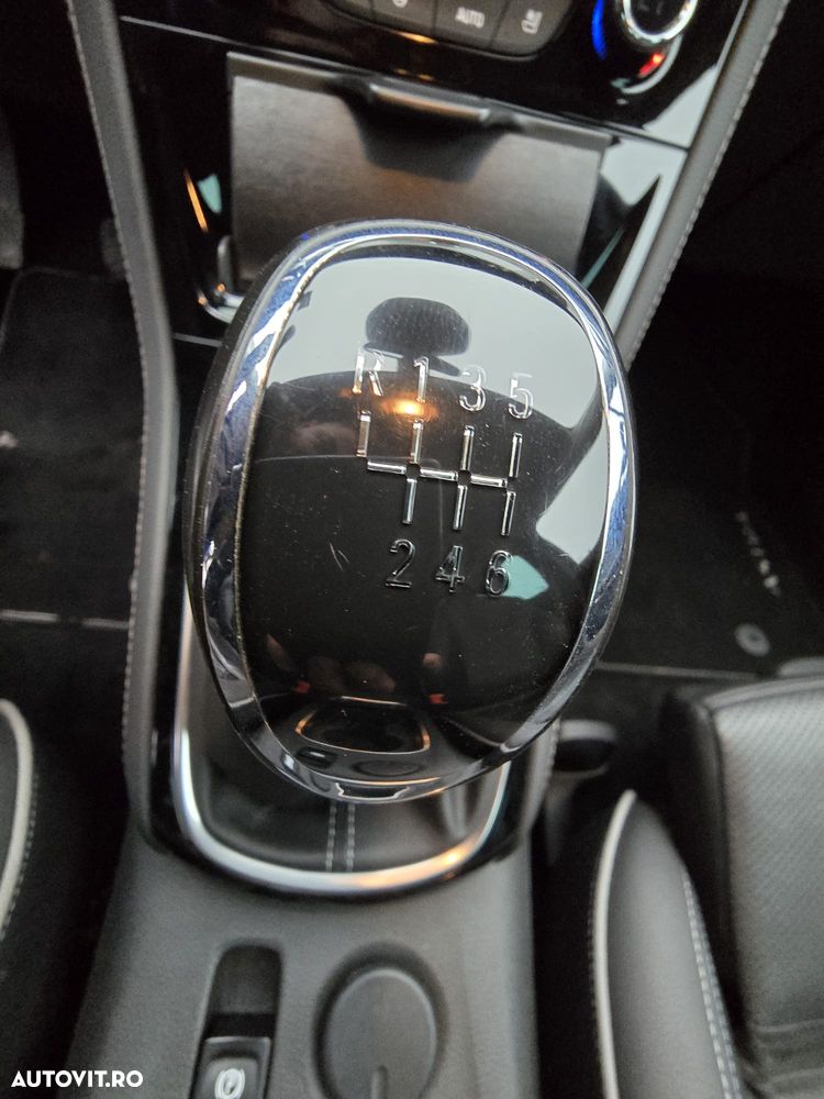 Opel Astra 1.6 BiTurbo D (CDTI) Start/Stop Dynamic - 22