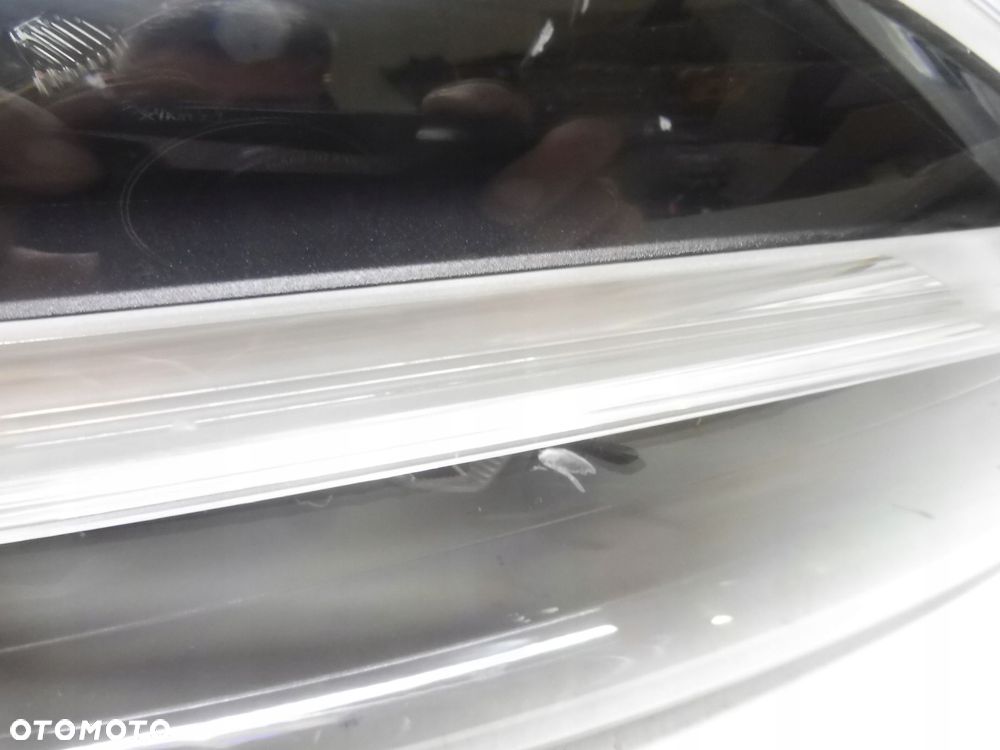 volvo xc40 v40 lampa full led prawa - 2
