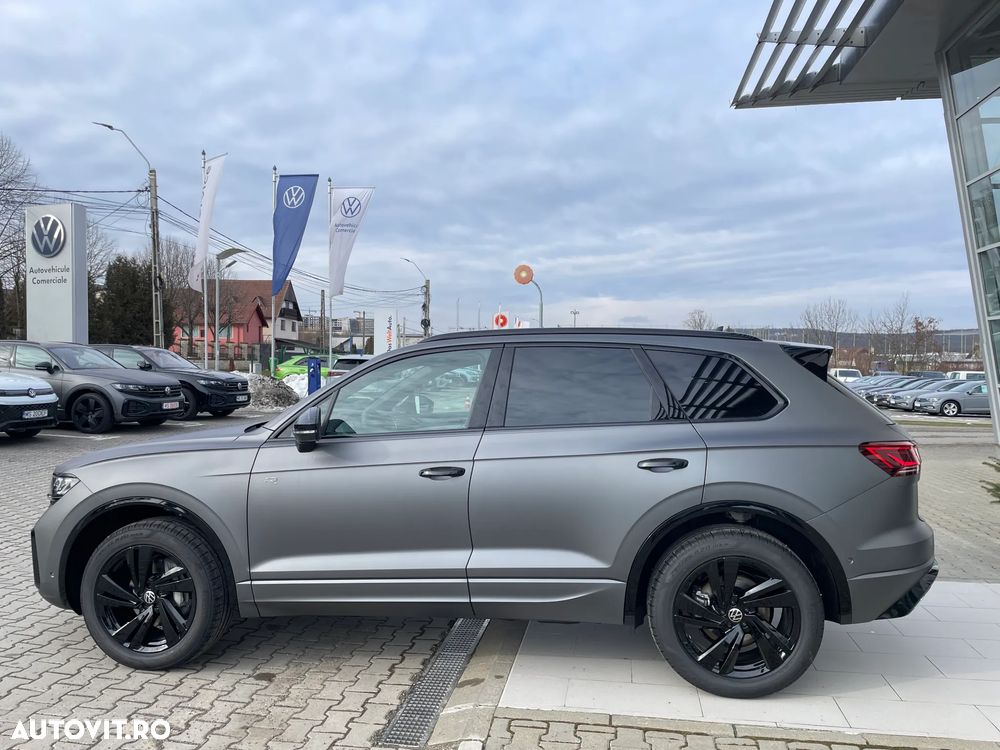 Volkswagen Touareg - 7