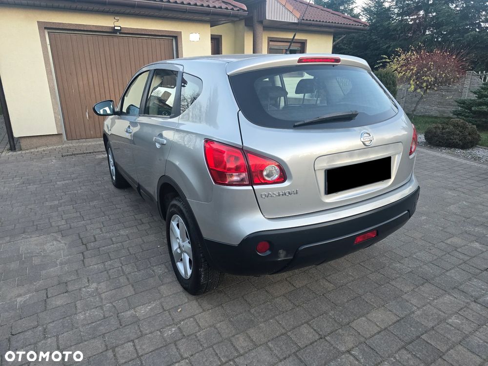Nissan Qashqai 2.0 4 x 4 visia - 4