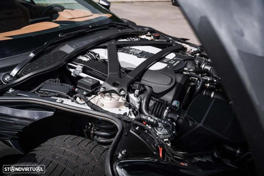 Aston Martin DBS Coupe Superleggera - 17