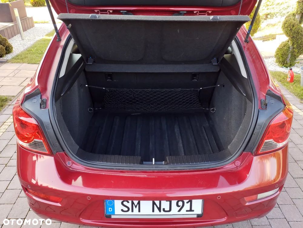 Chevrolet Cruze 1.8 LT - 13