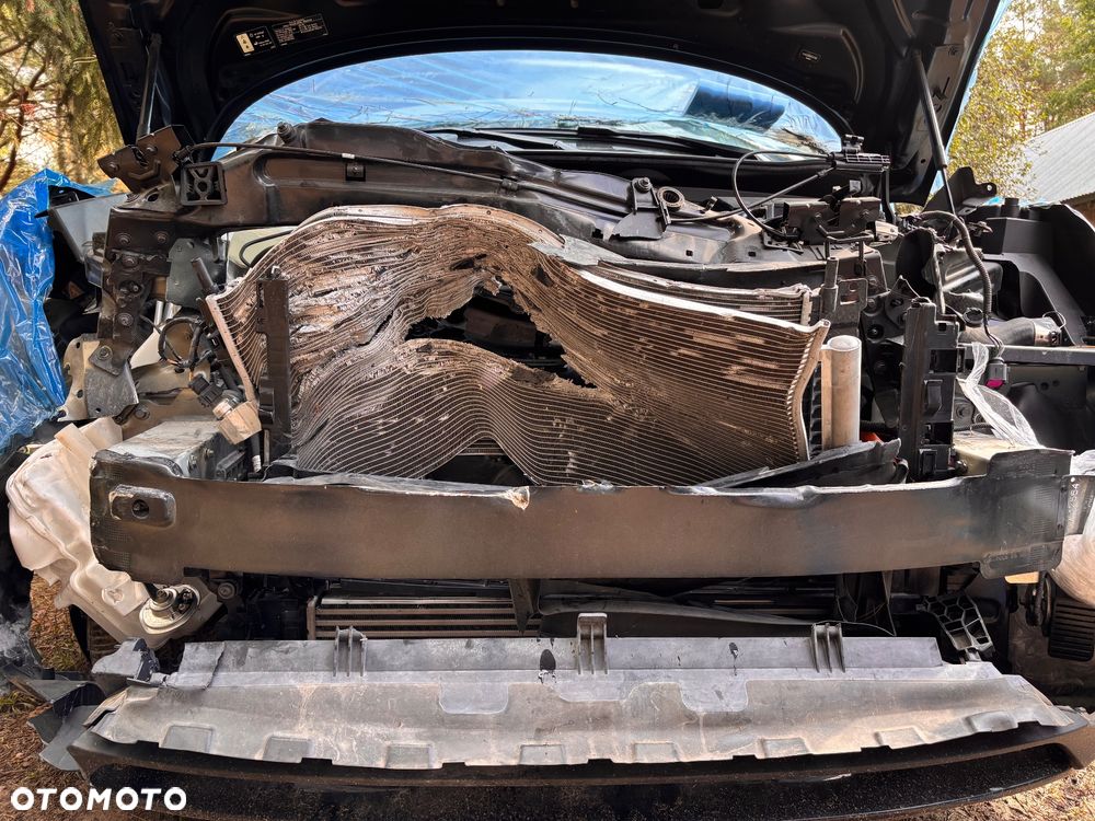 Volvo XC 40 T4 R-Design - 17