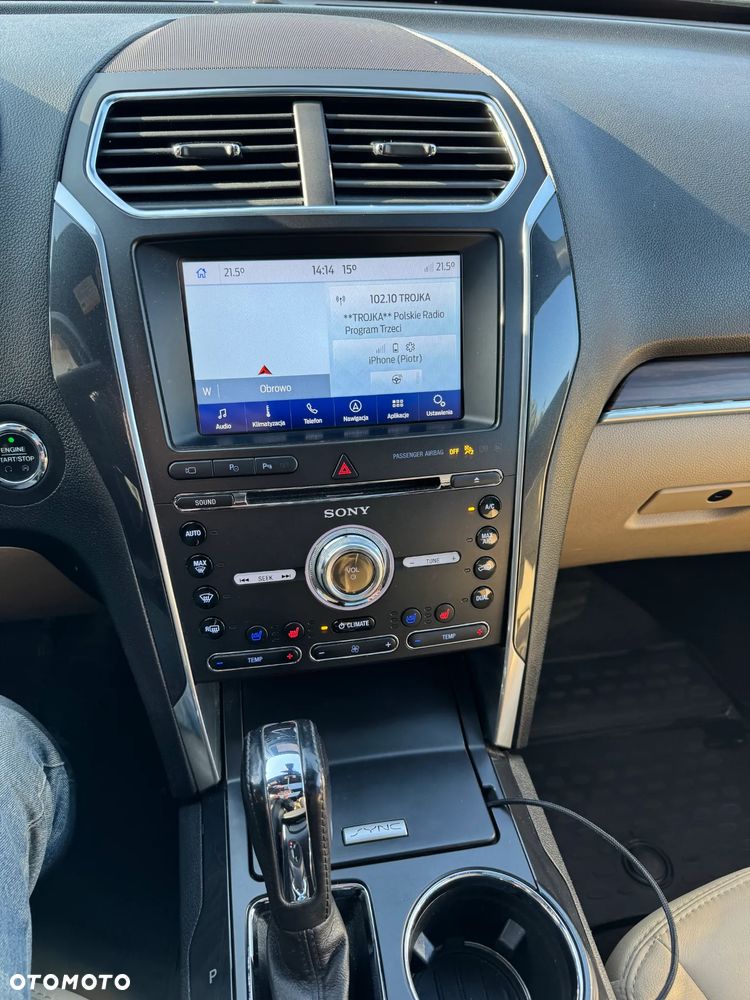 Ford Explorer - 26
