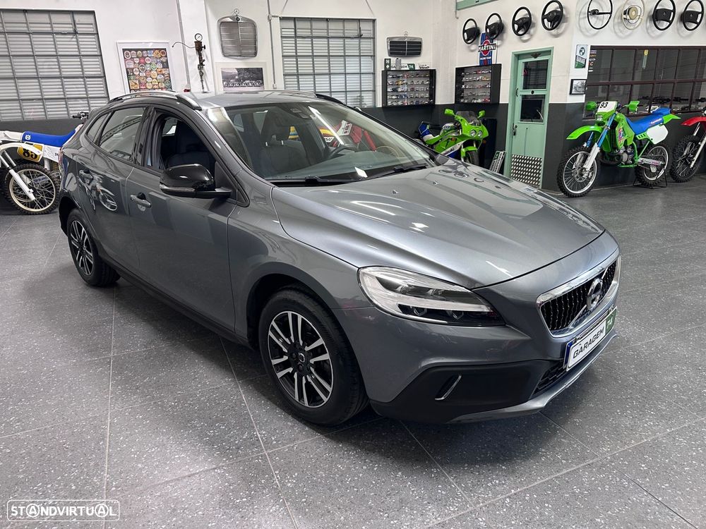 Volvo V40 Cross Country 2.0 D3 Plus - 18