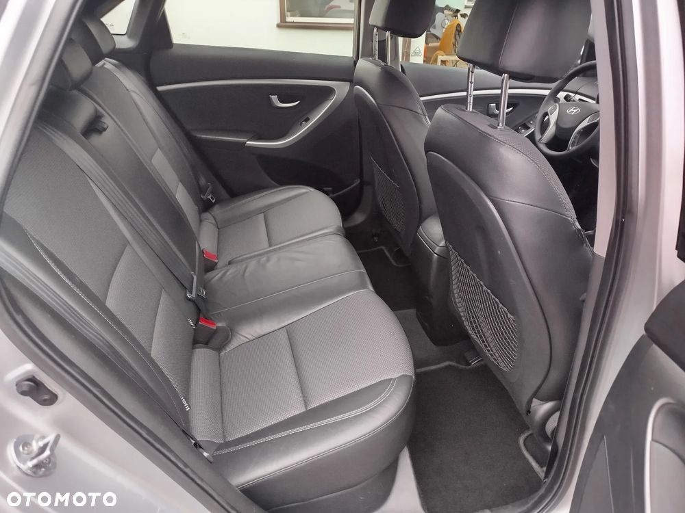 Hyundai i30 1.4 Premium - 9