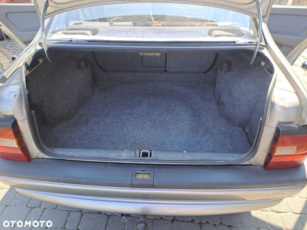 Opel Vectra - 8