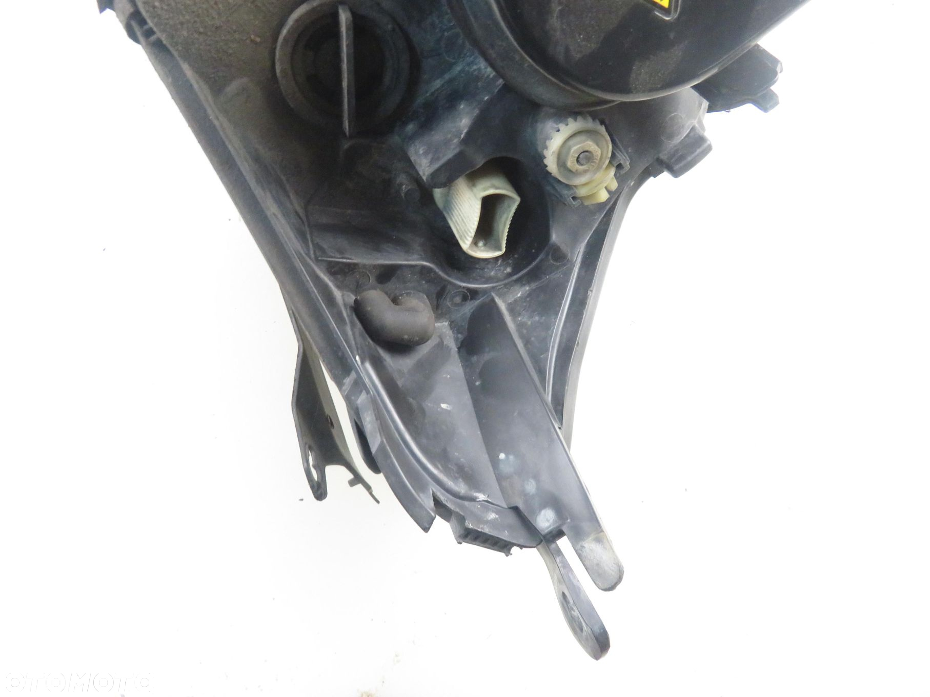 LAMPA PRAWA PRZEDNIA FORD FOCUS MK1 XENON - 4