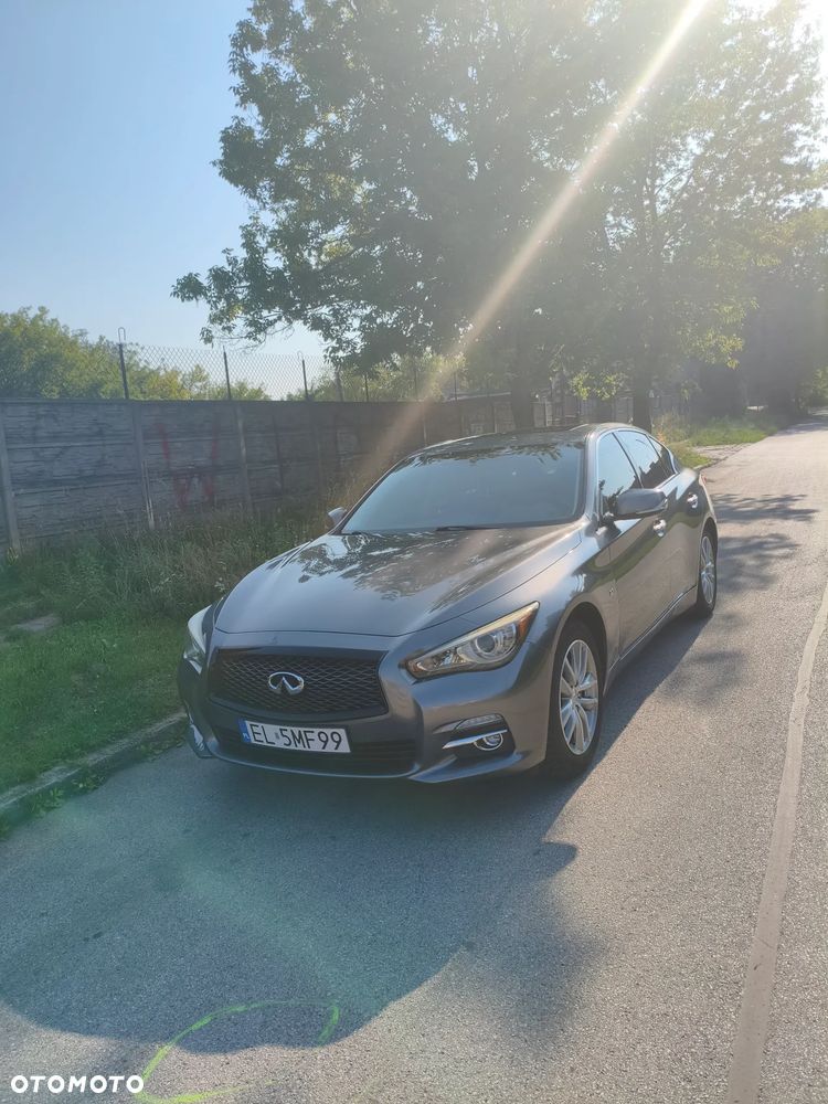 Infiniti Q50 - 2