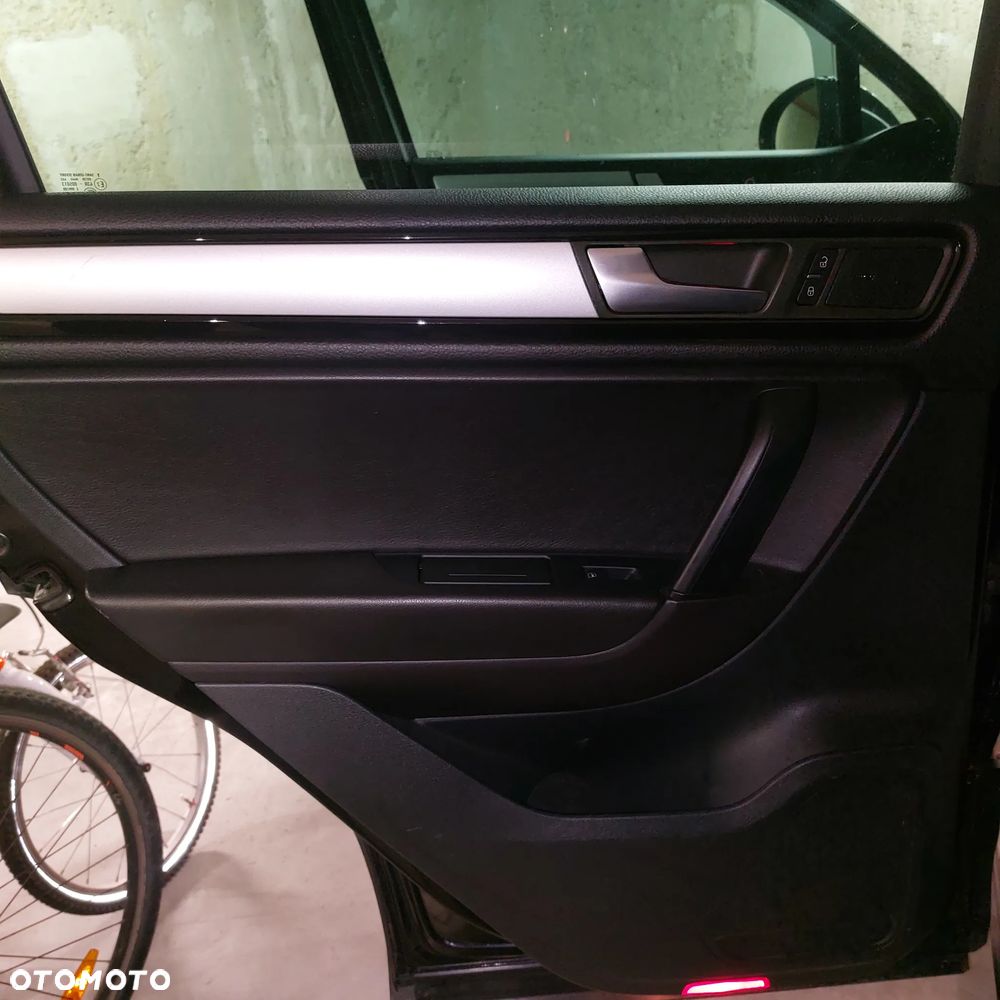 Volkswagen Touareg 3.0 V6 TDI Blue Motion DPF Automatik - 25