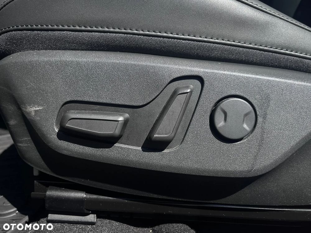 Kia Niro e-Niro 64kWh L - 24