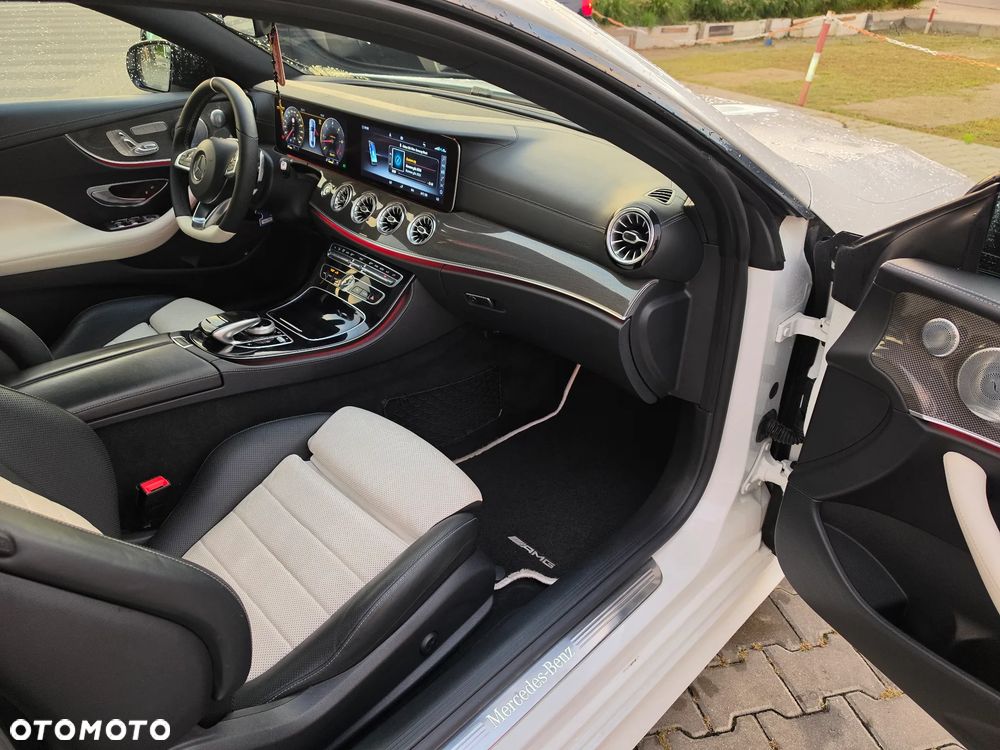 Mercedes-Benz Klasa E - 19