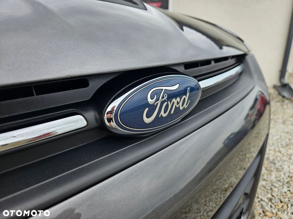 Ford Kuga 2.0 TDCi 2x4 SYNC - 21