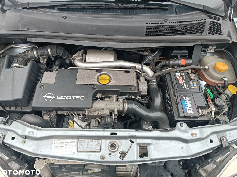 Opel Zafira 2.0 DTI - 14