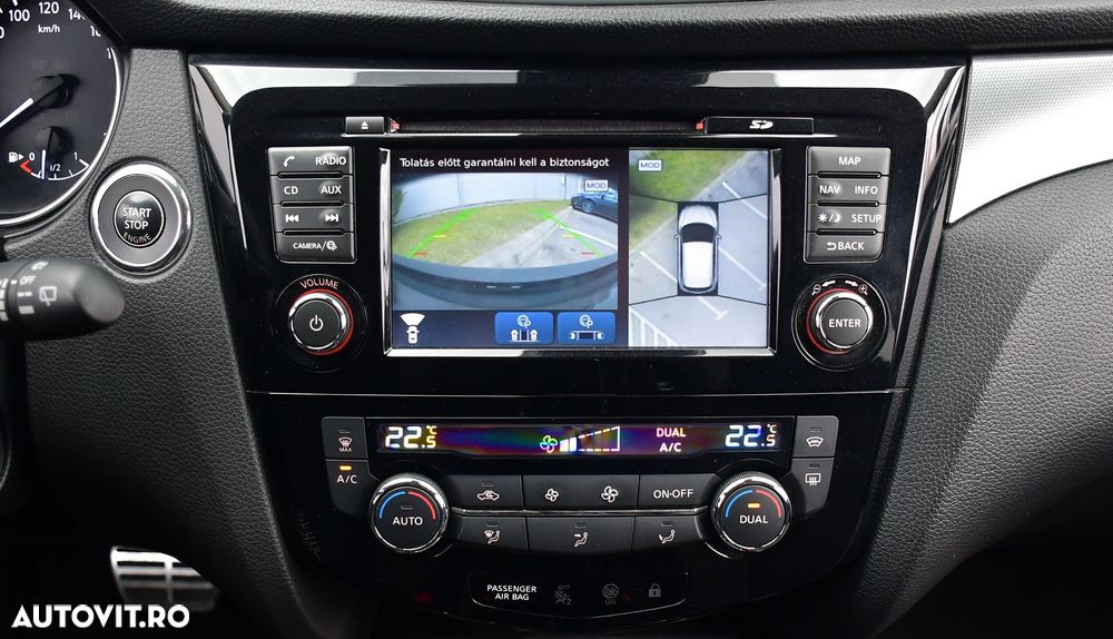 Nissan Qashqai 1.6 DCI Xtronic N-Connecta - 15