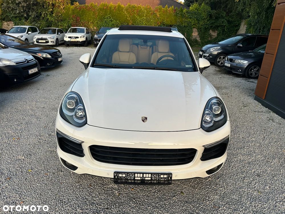 Porsche Cayenne - 3