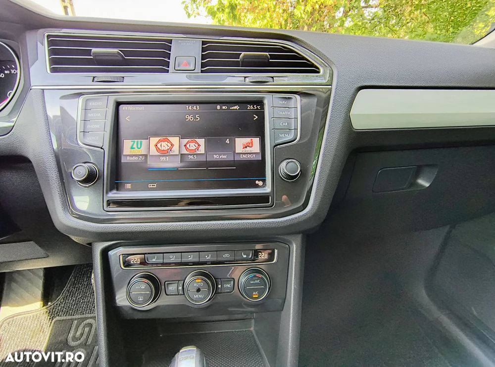 Volkswagen Tiguan 2.0 TDI SCR 4MOTION (BlueMotion Techn.) DSG Comfortline - 27