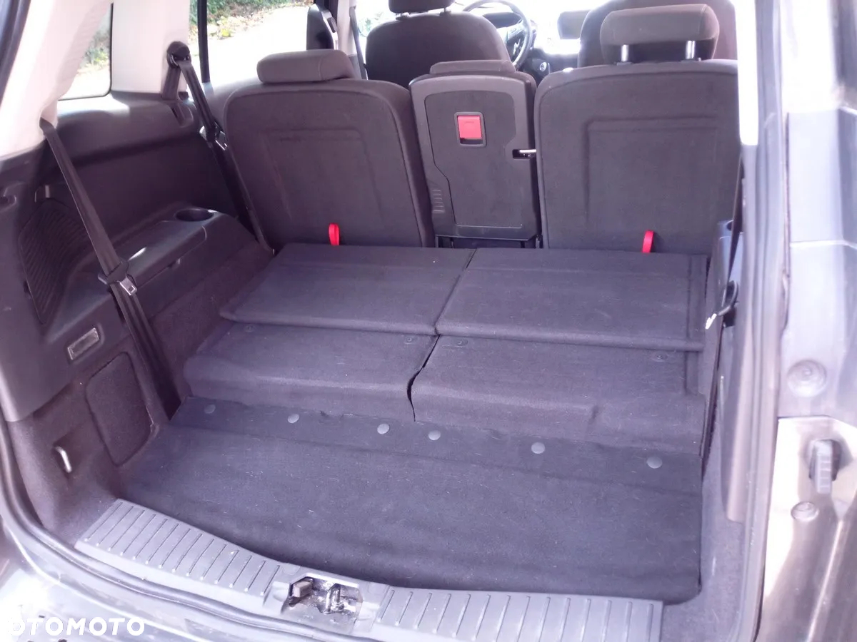Ford Grand C-MAX 1.0 EcoBoost Start-Stopp-System Titanium - 24