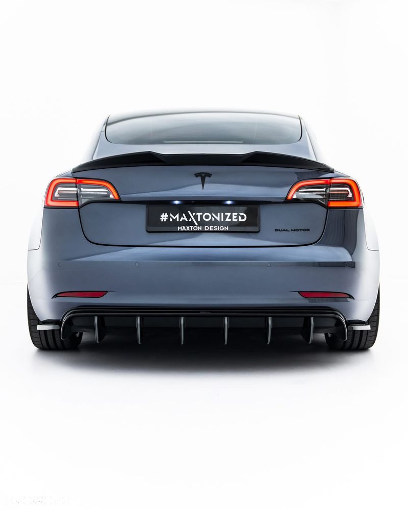 Tesla Model 3 - 11