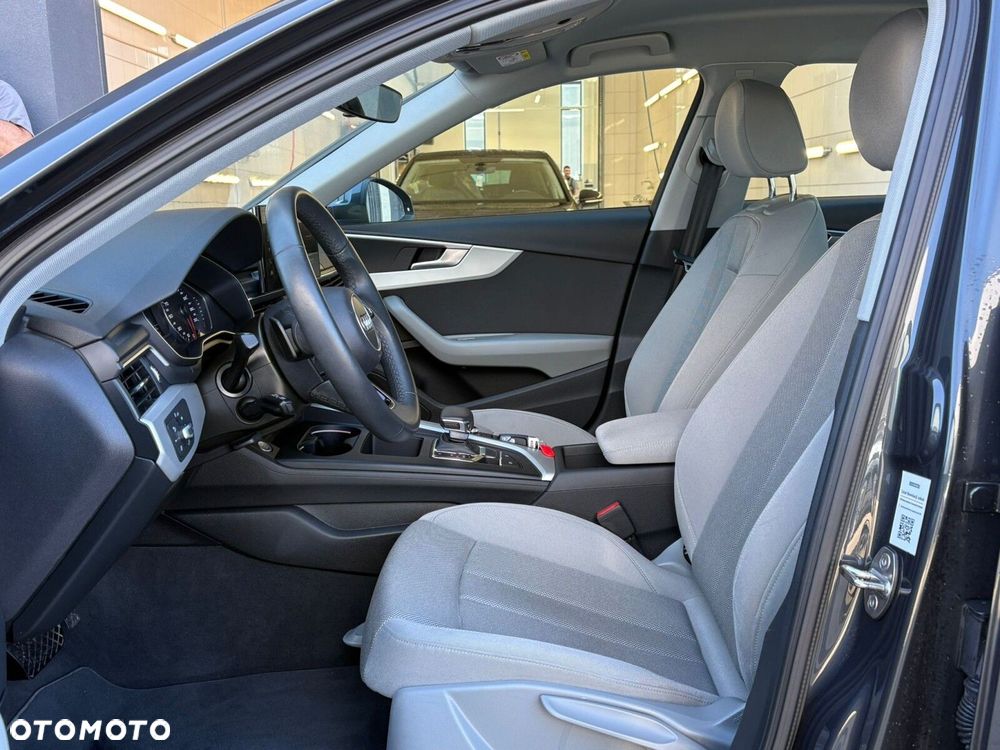 Audi A4 Limousine 35 TFSI mHEV Advanced S tronic - 10