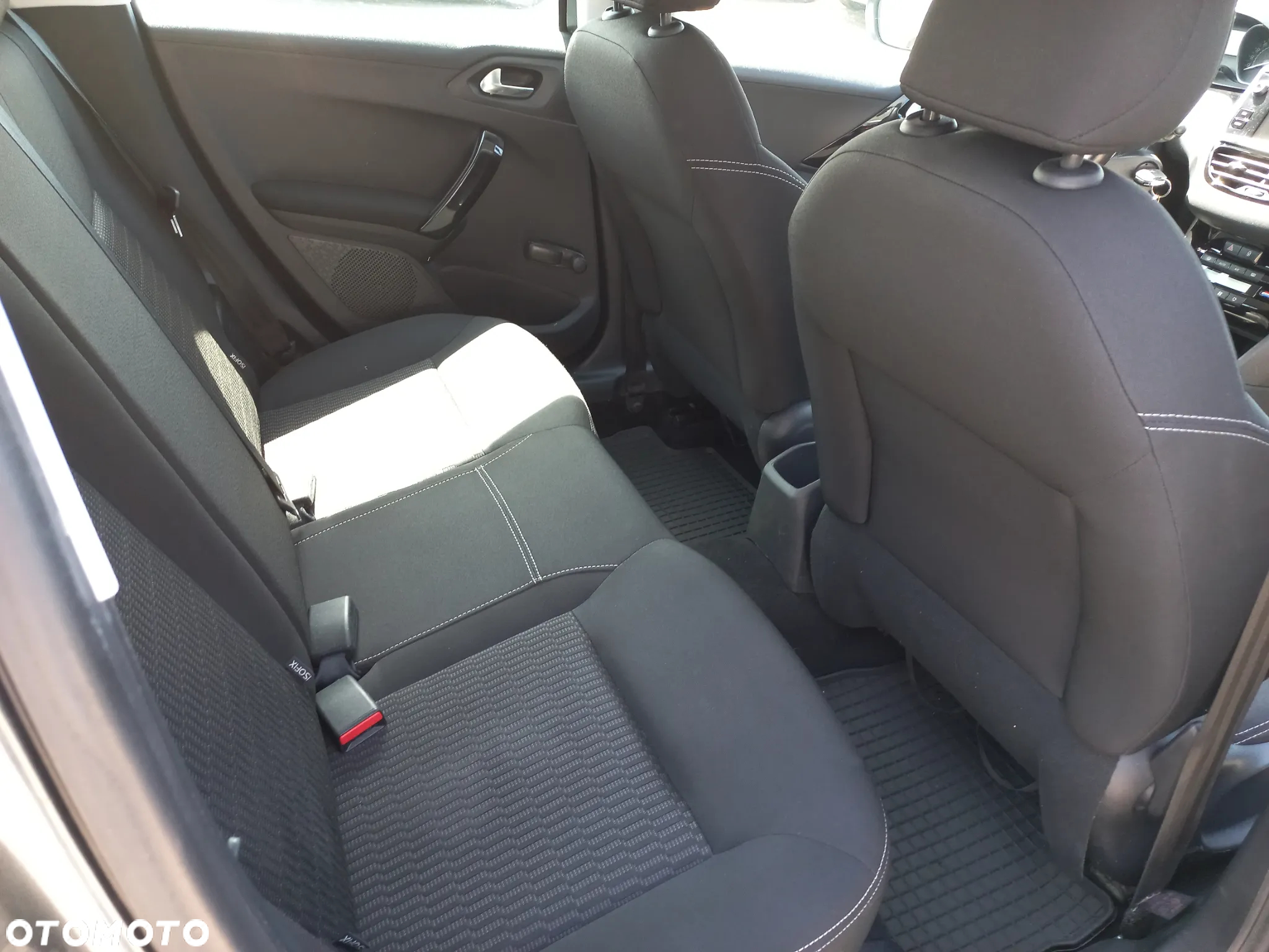 Peugeot 208 1.2 PureTech Active - 13