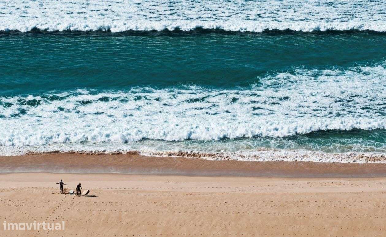 Moradia Isolada T4 com piscina, Aroeira, Almada - Grande imagem: 2/32