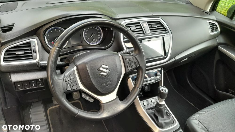 Suzuki SX4 S-Cross - 4