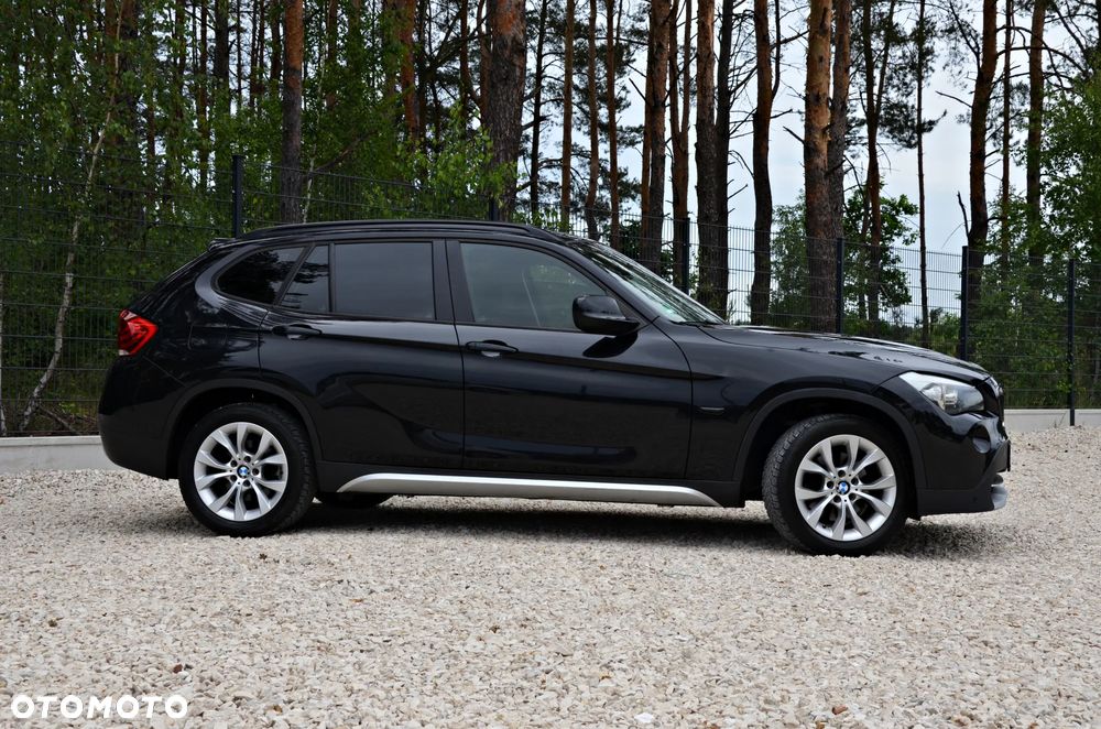 BMW X1 sDrive18d Sport Line - 16