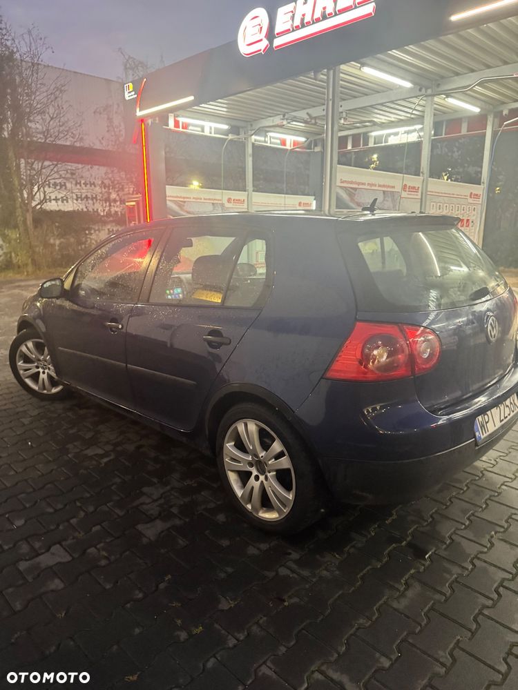 Volkswagen Golf V 1.9 TDI Comfortline - 6