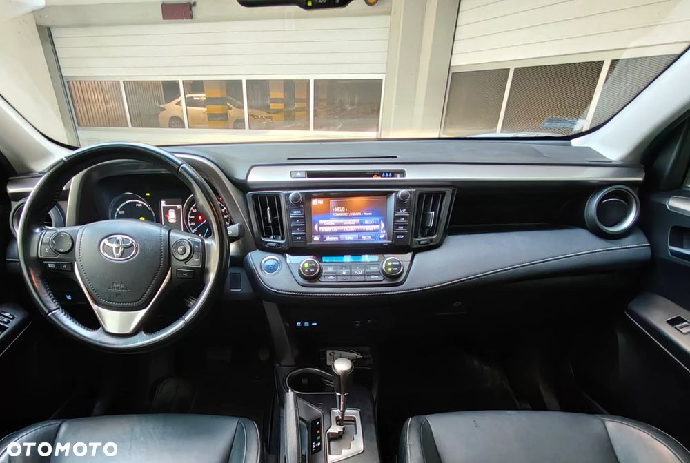 Toyota RAV4 Hybrid Premium 4x2 - 9
