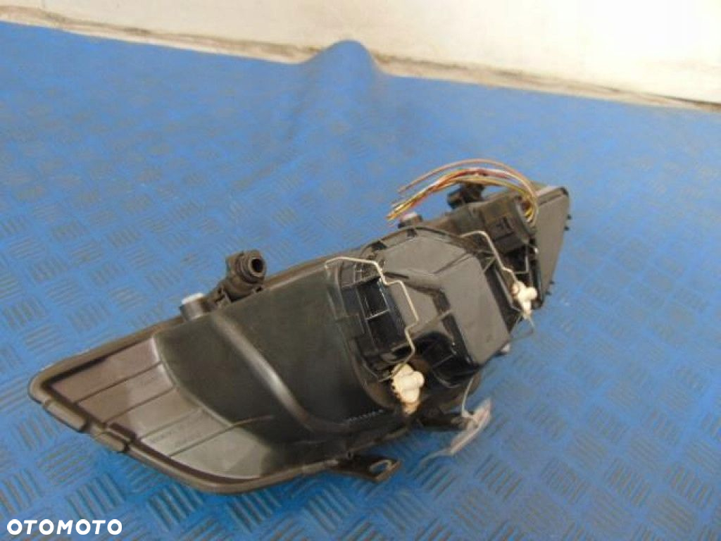 SEAT IBIZA III REFLEKTOR LEWY STAN WIDOCZNY NA ZDJĘCIU - 4