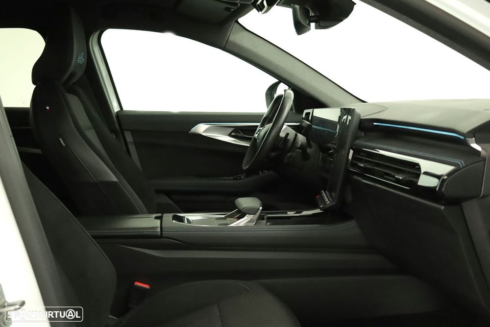 Renault Austral 1.2 E-Tech Techno Espirit - 22