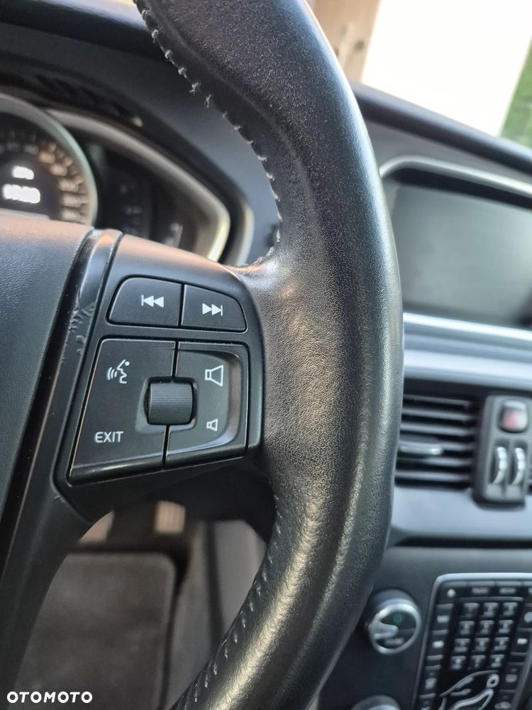 Volvo V40 - 15
